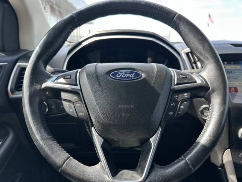 Used 2018 Ford Edge SEL w/ Equipment Group 201A AWD/4WD image 20