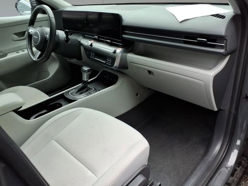 Used 2025 Hyundai Kona SEL AWD/4WD image 7