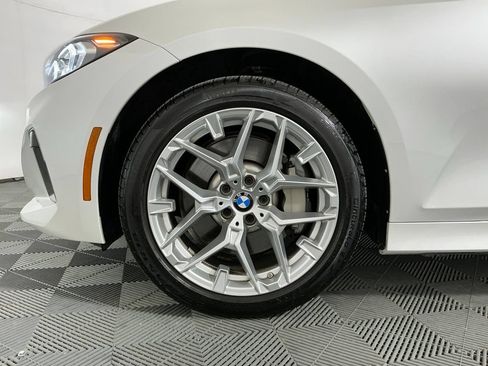 Certified 2025 BMW 330i Sedan w/ Premium Package RWD image 32