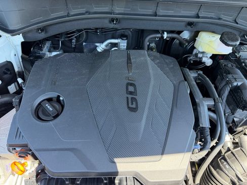 Certified 2025 Kia Sorento S AWD/4WD image 20