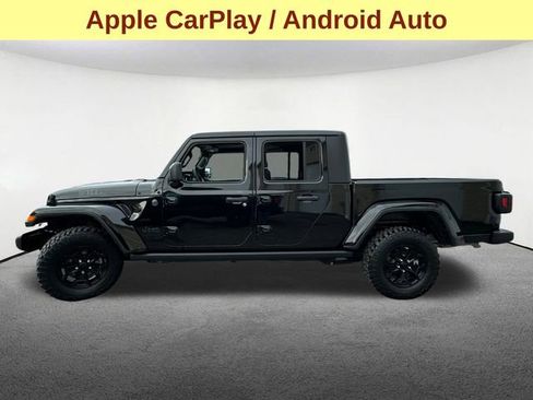 Used 2023 Jeep Gladiator Willys image 6