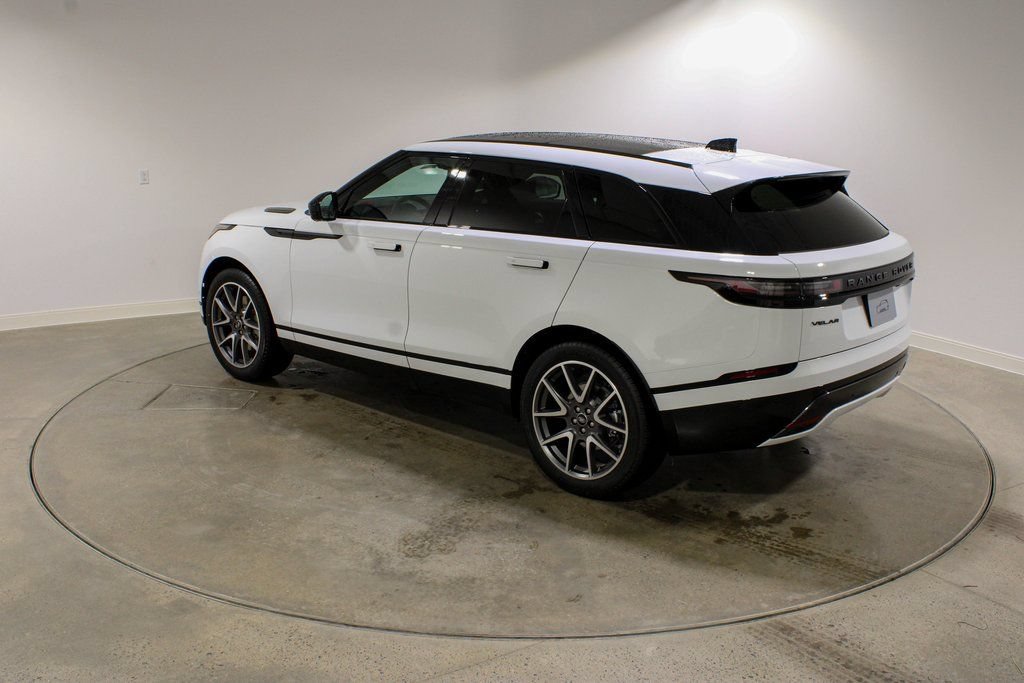 Certified 2026 Land Rover Range Rover Velar Dynamic SE AWD/4WD image 3