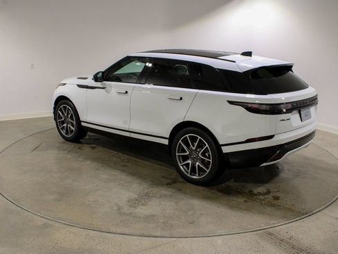 Used 2026 Land Rover Range Rover Velar Dynamic SE AWD/4WD image 3