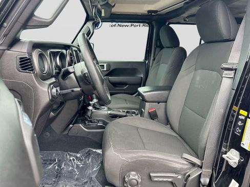 Used 2021 Jeep Wrangler Unlimited Sport AWD/4WD image 22