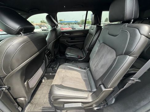 Used 2023 Jeep Grand Cherokee L Laredo AWD/4WD image 19