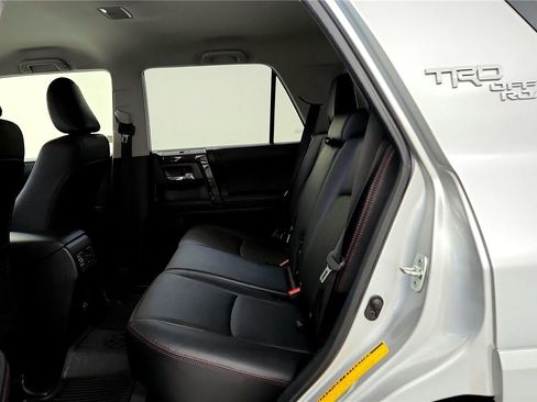 Used 2023 Toyota 4Runner TRD Off-Road Premium image 28