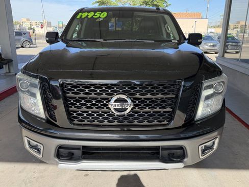 Used 2017 Nissan Titan PRO-4X AWD/4WD image 6