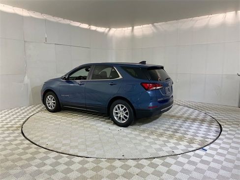 Used 2024 Chevrolet Equinox LT w/ LPO, Floor Liner Package image 19
