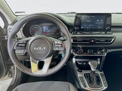 Used 2022 Kia Seltos LX AWD/4WD image 19