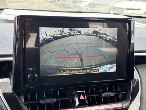 Used 2026 Toyota Corolla Cross LE w/ Moonroof Package FWD image 19
