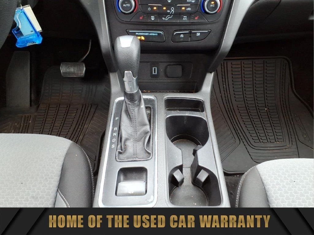 Used 2017 Ford Escape SE w/ Equipment Group 201A FWD image 28
