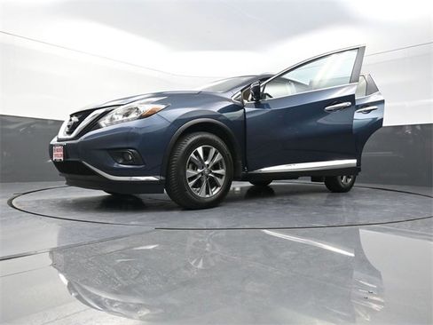 Used 2015 Nissan Murano SL w/ Cargo Package w/Cover image 37