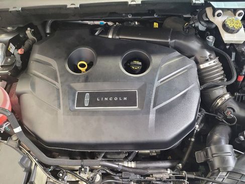 Used 2017 Lincoln MKC Reserve w/ Lincoln MKC Climate Package FWD image 30