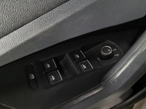 Used 2024 Volkswagen Jetta S FWD image 27