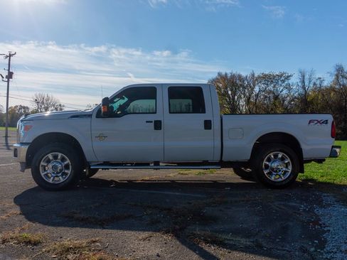 Used 2015 Ford F250 XLT w/ XLT Interior Package image 9