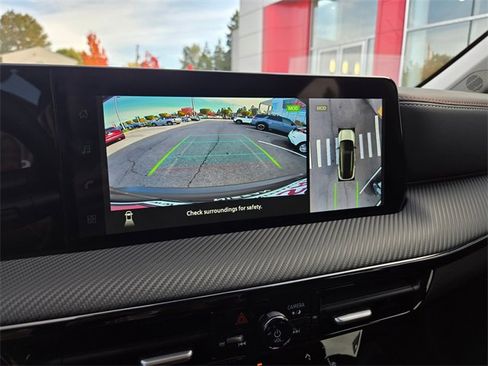 New 2026 Nissan Kicks SR w/ Cold Weather Package image 17