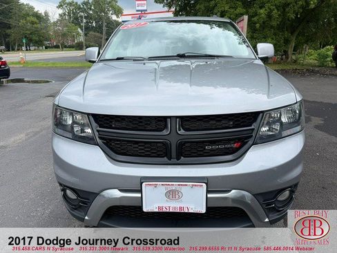 Used 2017 Dodge Journey Crossroad w/ Popular Equipment Group FWD image 2