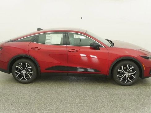 New 2026 Toyota Crown XLE image 11