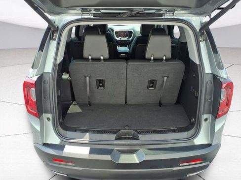 Used 2023 GMC Acadia SLT w/ Elevation Edition FWD image 5