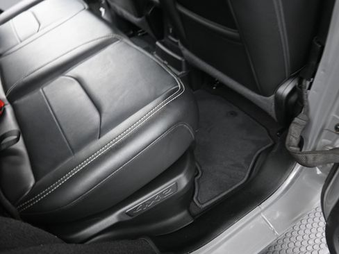 Used 2021 Jeep Wrangler Unlimited Sahara w/ Cold Weather Group image 18