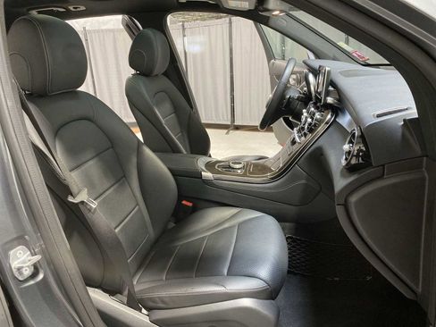 Used 2019 Mercedes-Benz GLC 300 GLC 300 image 14