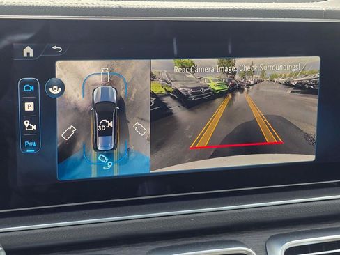 New 2026 Mercedes-Benz GLS 450 4MATIC image 44