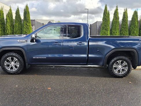 Used 2021 GMC Sierra 1500 SLE w/ X31 Off-Road Package AWD/4WD image 8