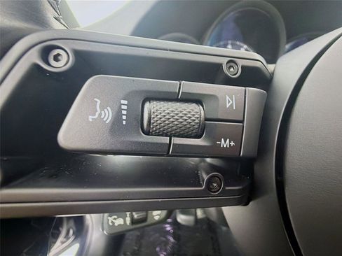 Certified 2023 Porsche Macan GTS image 18