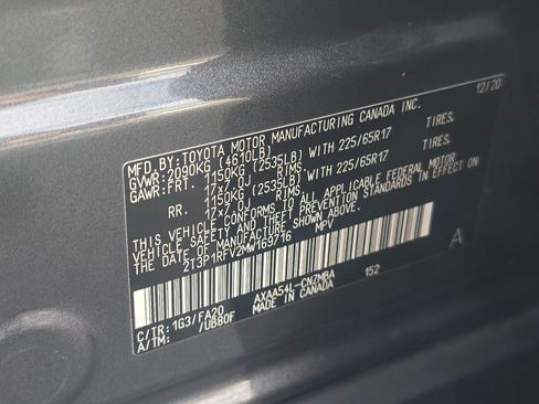 Used 2021 Toyota RAV4 XLE image 31