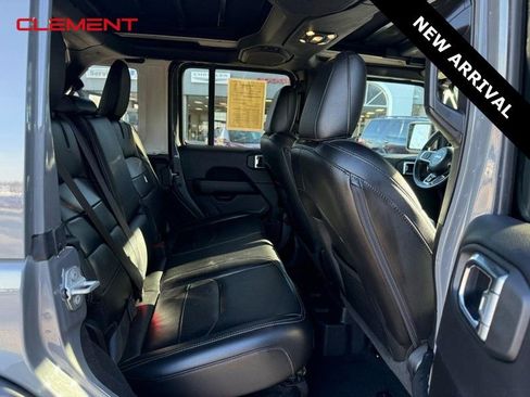 Used 2023 Jeep Wrangler Unlimited Sahara w/ Cold Weather Group image 13