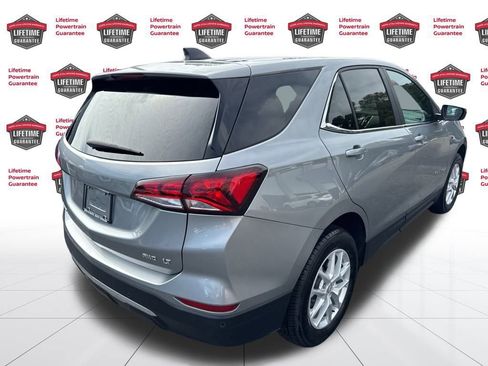 Used 2023 Chevrolet Equinox LT w/ Driver Convenience Package image 5