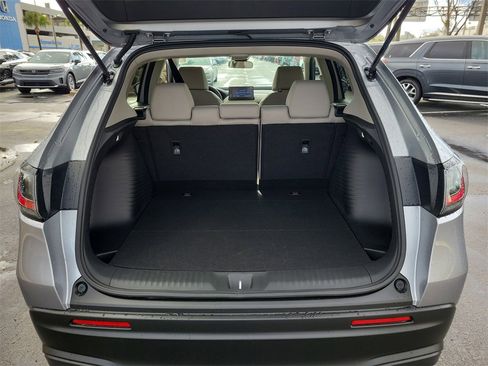 Certified 2026 Honda HR-V LX image 10