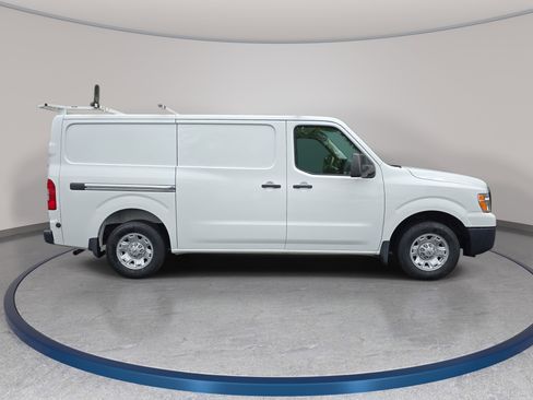Used 2018 Nissan NV 1500 SV w/ Rear Door Glass Package RWD image 4
