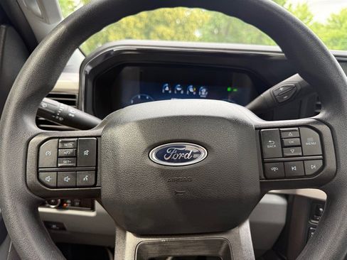 Used 2023 Ford F250 XLT w/ XLT Premium Package AWD/4WD image 21