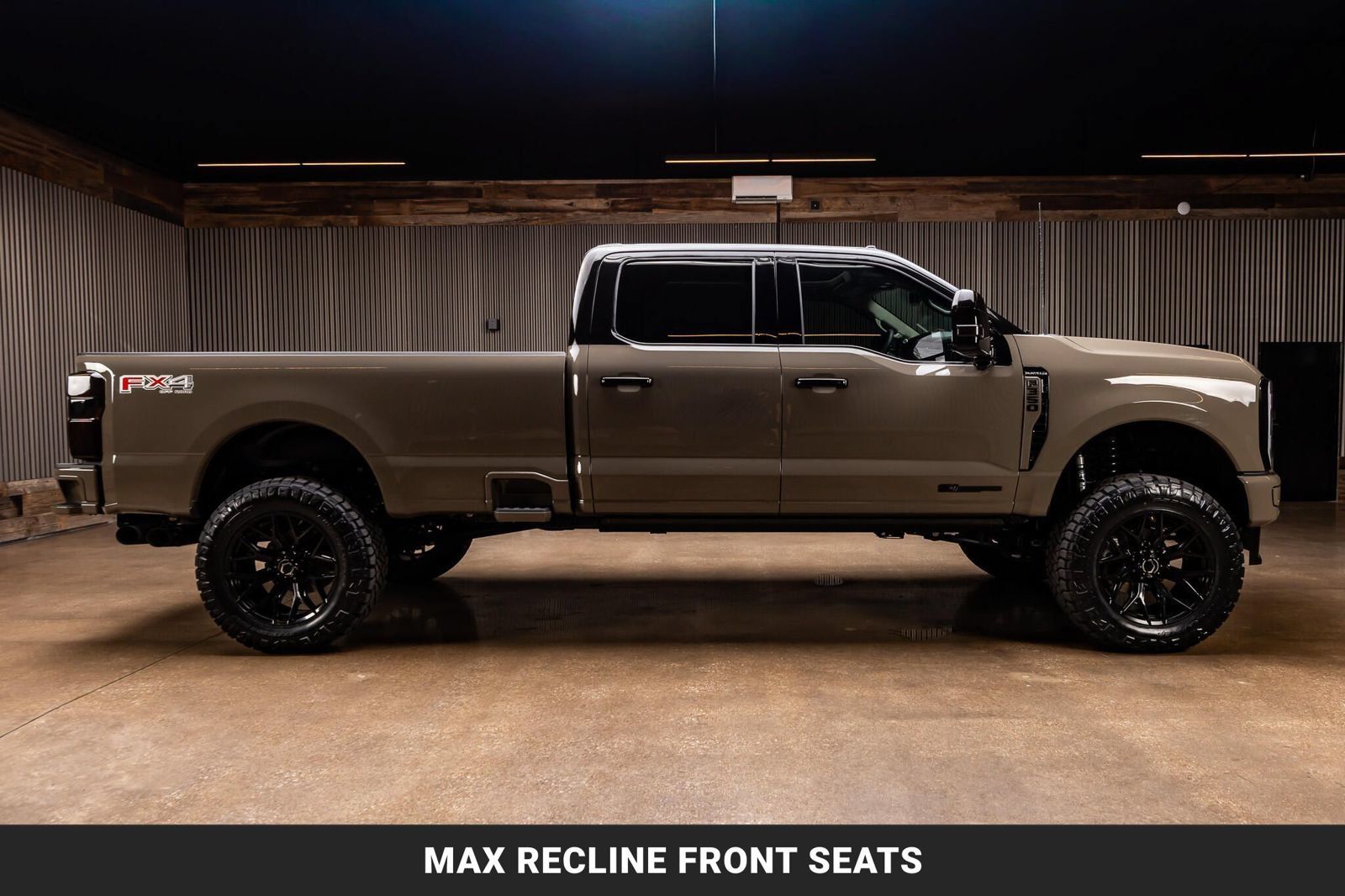 Used 2026 Ford F350 Platinum w/ Platinum Plus Package AWD/4WD image 11