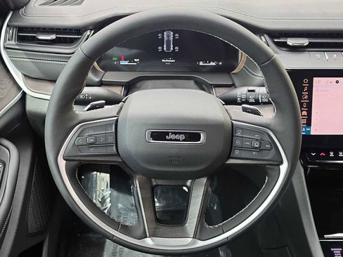 New 2026 Jeep Grand Cherokee Altitude AWD/4WD image 26