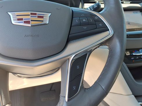 Certified 2023 Cadillac XT5 Premium Luxury AWD/4WD image 26