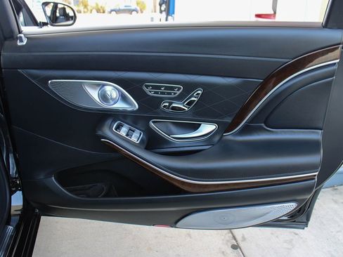 Used 2016 Mercedes-Benz Maybach S 600 image 46