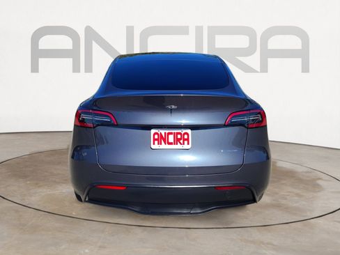 Used 2023 Tesla Model Y Long Range image 13