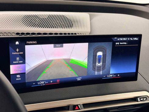 Used 2023 BMW iX xDrive50 w/ Sport Package image 29