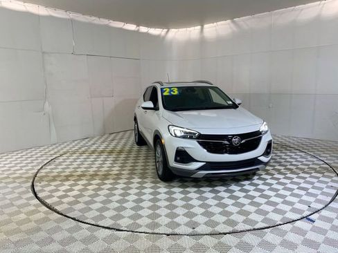 Used 2023 Buick Encore GX Essence w/ Experience Buick Package FWD image 1