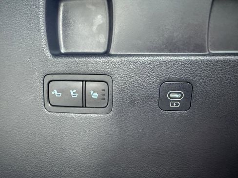 Used 2024 Hyundai Palisade Calligraphy image 21