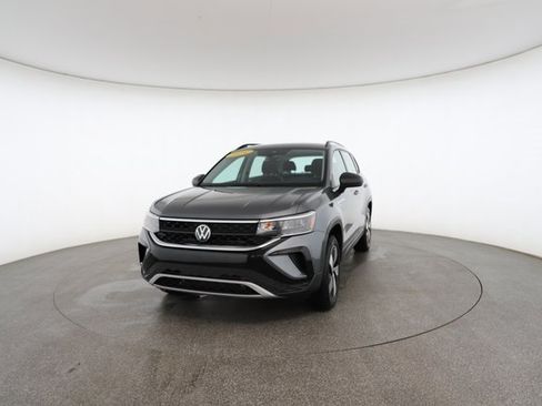 Used 2024 Volkswagen Taos S image 32