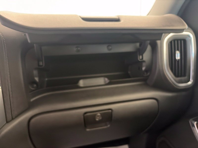 Used 2019 Chevrolet Silverado 1500 LT w/ All-Star Edition AWD/4WD image 33