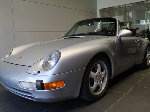 Used 1996 Porsche 911 Cabriolet image 47