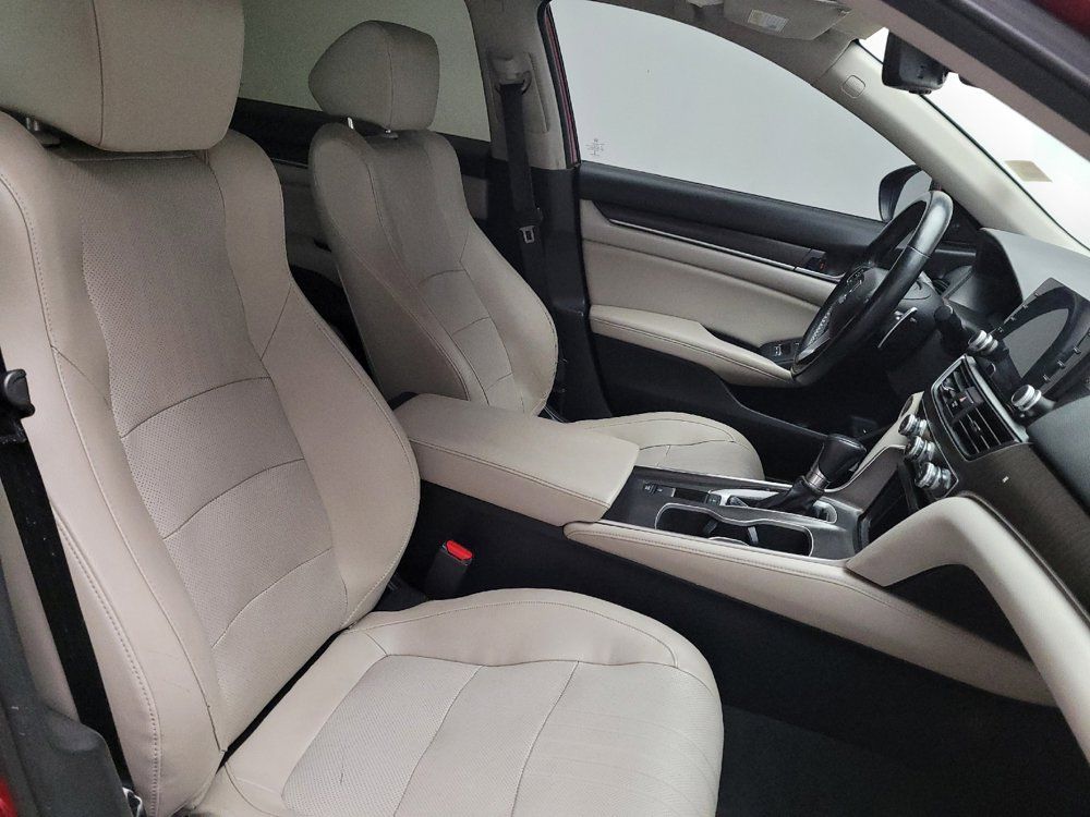 Used 2018 Honda Accord Touring image 21