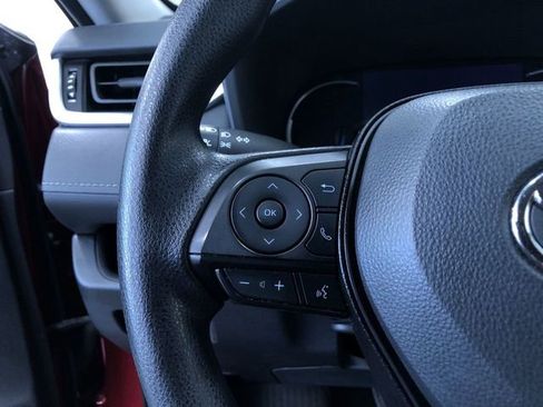 Used 2025 Toyota RAV4 XLE image 26