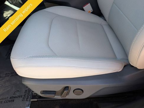 Used 2024 Kia EV6 Wind image 16