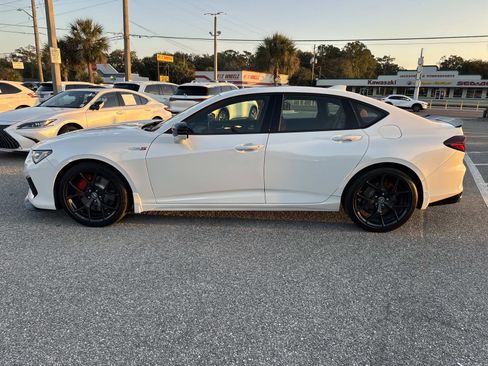 Used 2022 Acura TLX Type S image 6