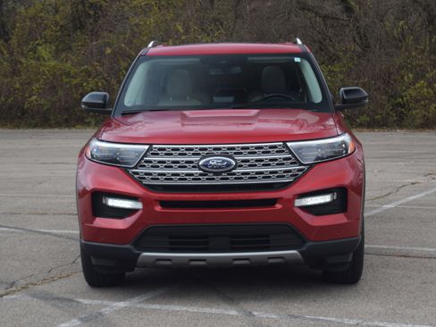 Used 2023 Ford Explorer Limited w/ Limited Technology Package image 23